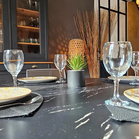 Le Congres - Centre - Terrasse Apartman